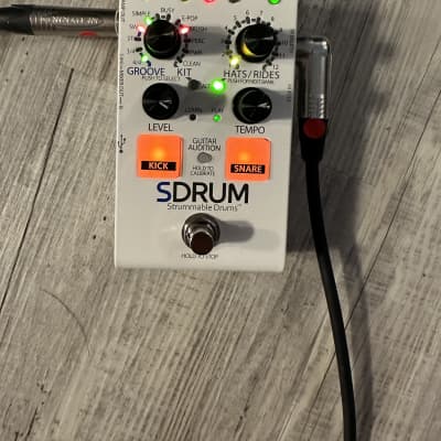 Digitech SDRUM Strumable Drums Guitar Effects Pedal P-22332 & FS3X