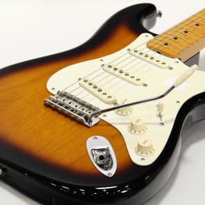 ギター Fender American Vintage 57 thin lacquer Fender American Vintage 57 Stratocaster Thin Lacquer