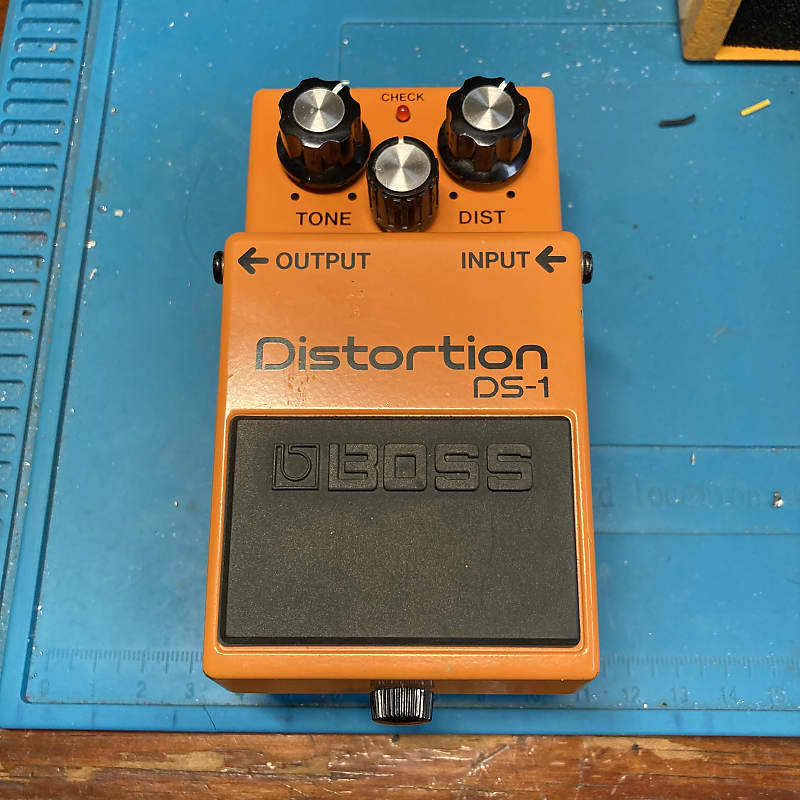 Boss DS-1