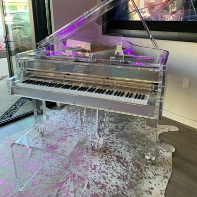 Grand Piano Kristal LED yang MewahGrand Piano Kristal LED yang Mewah  