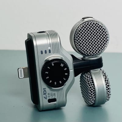 Zoom iQ7 Stereo iOS Microphone | Reverb