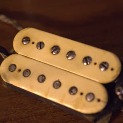 Vintage DiMarzio PAF & Super Distortion Set (Mid 70s Square Vintage DiMarzio PAF & Super Distortion Set (Mid 70s Square