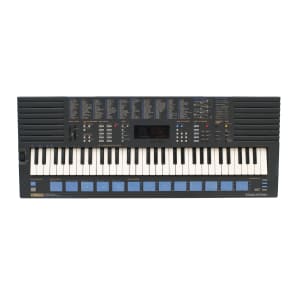 YAMAHA PortaSound PSS−680 Yamaha PortaSound PSS-680 (MIDI In, Out, Thru) 61 Key