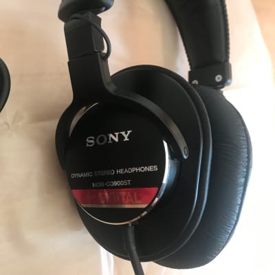 Sony MDR-CD900ST Professional Studio Monitor Headphone | Reverb