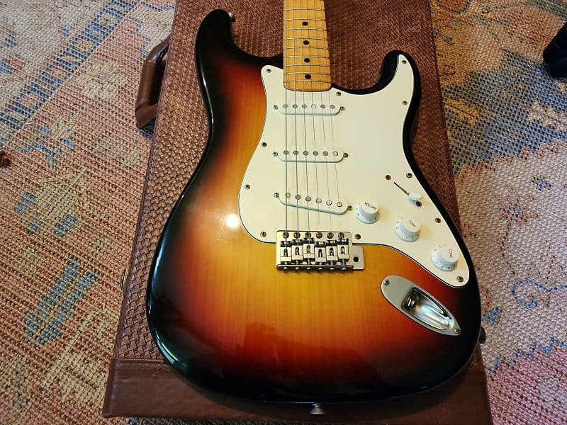 Fernandes Burny Custom Stratocaster 1976 - Sunburst