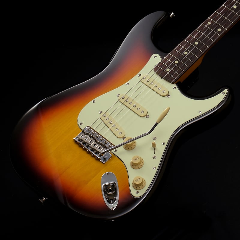 Fender Fender Japan Exclusive Classic 60s Stratocaster 3 Tone