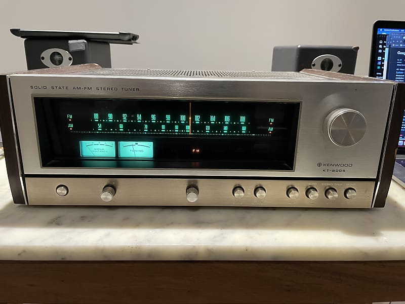 Vintage Kenwood KT-8005 AM-FM Stereo Tuner for Hi Hi Audio