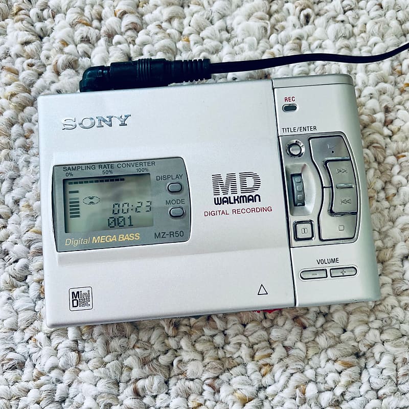 RARE] Sony MZ-R50 Walkman MiniDisc Player, Excellent Silver