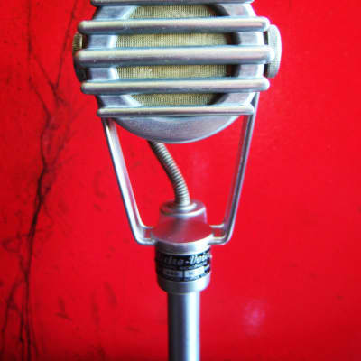 Vintage 1940's Electro-Voice 640C Omnidirectional Dynamic Microphone Hi Z w Electro Voice 423A stand display prop 630 650 726 image 5