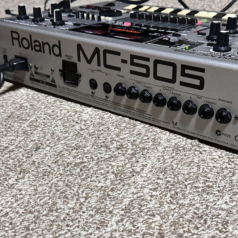 Roland MC-505 Groovebox