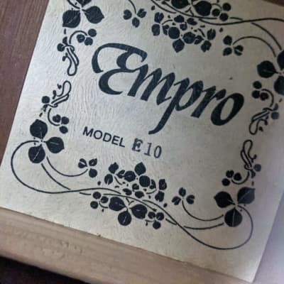 Empro Model E10 3/4 Classical Guitar Natural image 3