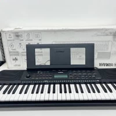 Yamaha PSR-E273 61-Key Arranger Keyboard 2020 - Present - Black