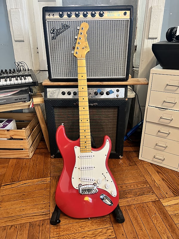 G&L Tribute Series Legacy with Maple Fretboard 2010 - Present - Fullerton Red image 1