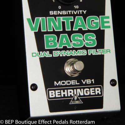 Behringer VB1 Vintage Bass Dual Dynamic Filter 2009 s/n S0700186505 image 3