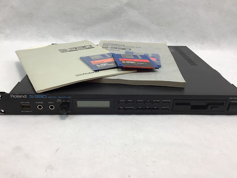 Roland S-330 Digital Sampler 1988