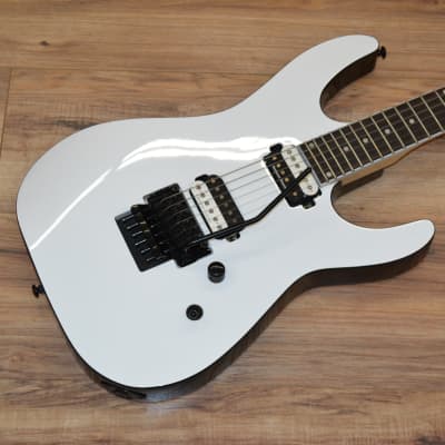 Dean Eric Peterson Old Skull V in Limited Classic White Classic 