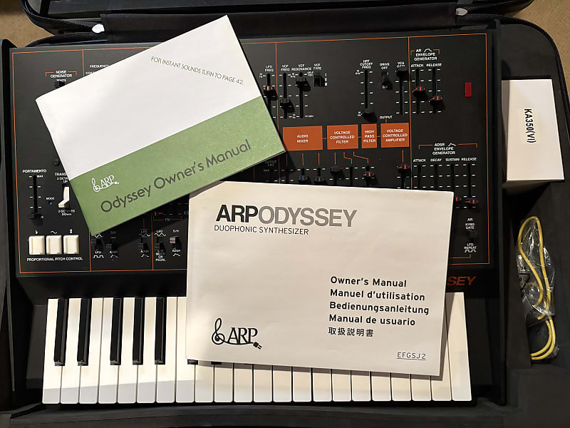 Korg ARP Odyssey Rev3 37-Slim Key Duophonic Analog Synthesizer
