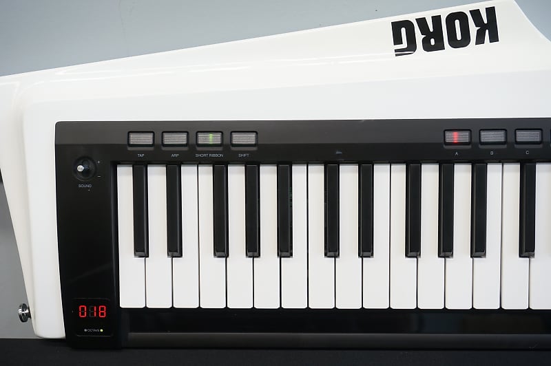 Korg RK-100S White Keytar 37 Key Shoulder Keyboard