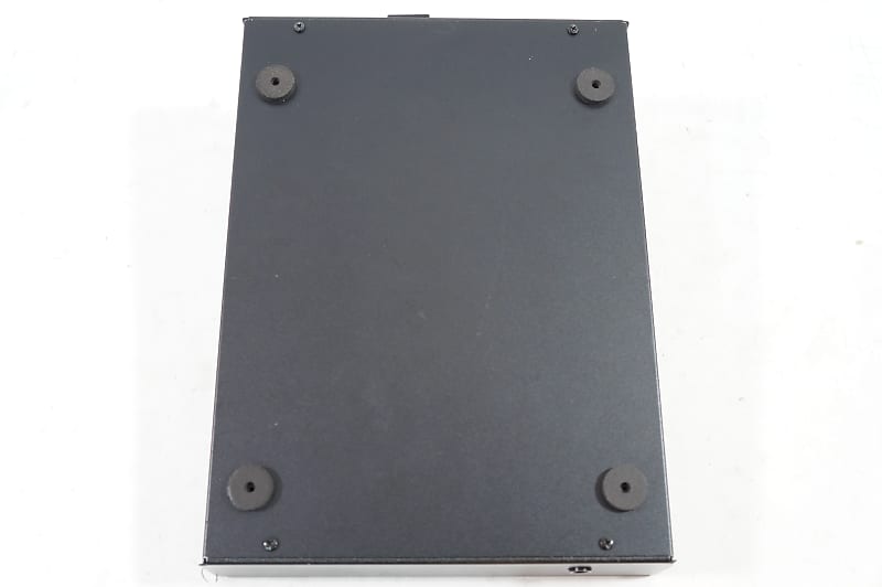 Roland P-10 Visual Sampler Audio Video Movie Sample Pad VJ