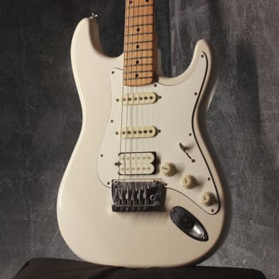 Daion Superstrat-Style White 1988 image 1