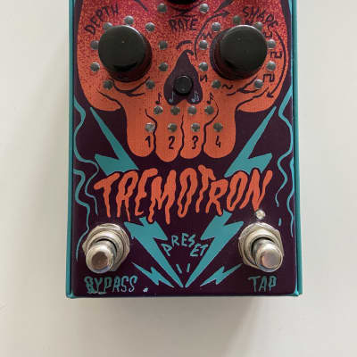 Stone Deaf Tremotron - Pedal on ModularGrid