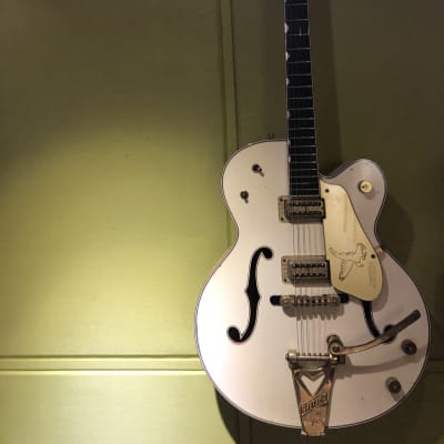 Gretsch G6136T-59GE 1959 Falcon with Bigsby White 2016 for sale