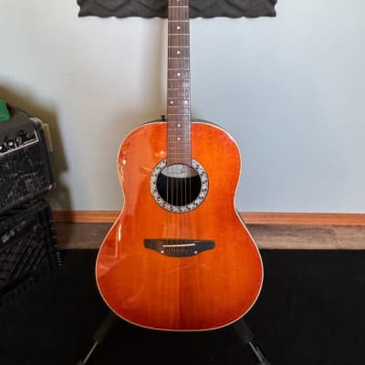 Ovation 1111-4 Balladeer 1973 USA Acoustic Guitar w / Case
