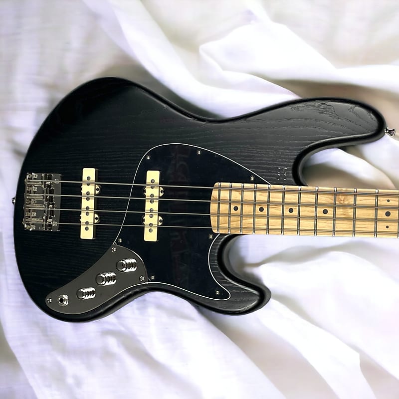 SANDBERG "BASS THE WORLD" (TT-4), Black Matte / Maple *On Order, ETA Oct. 2025 image 1