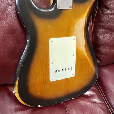 Pre-Owned Nash S-57 Two Tone Sunburst 730 Electric Guitar image 8