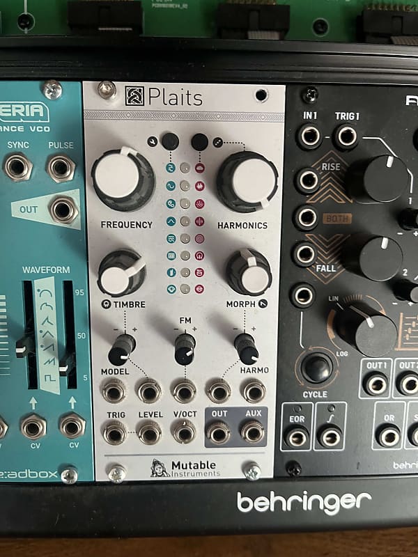 鍵盤楽器 Mutable Instruments Plaits Mutable instruments Plaits - Eurorack Module on ModularGrid
