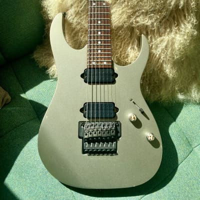 IBANEZ RG7620 7-STRING electric guitars