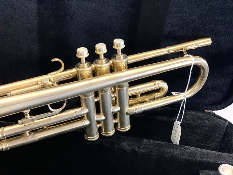 Vintage Trumpet : Frank Holton Llewellyn 1929 Gold Plated