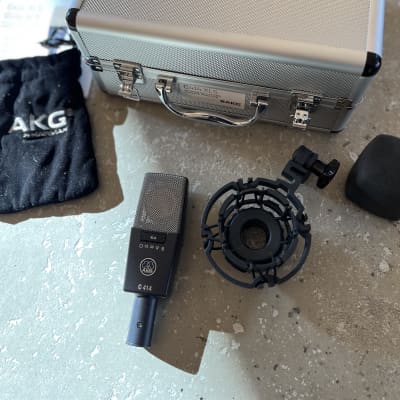 AKG C414 XLS Large Diaphragm Multipattern Condenser Microphone 2010s - Black image 3