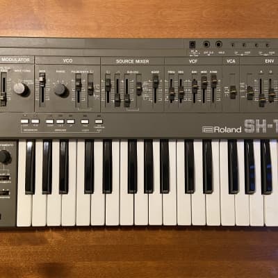 Vintage Roland SH-101 32-Key Monophonic Synthesizer Gray