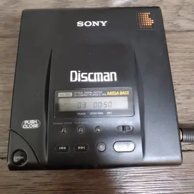 SONY ポータブルCDプレーヤー D-303 SONY ポータブルCDプレーヤー D-303 SONY ポータブルCD