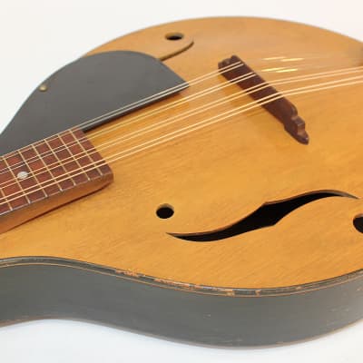 Vintage Strad-O-Lin Style A Mandolin • Dark Green Lacquer • Player image 4