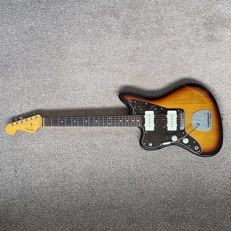 Fender MIJ Traditional '60s Jazzmaster LeftHanded Reverb UK