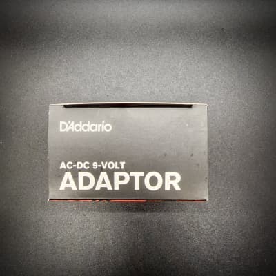 DAddario AC/DC 9-Volt Adaptor image 3