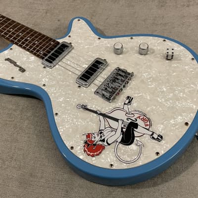 1999 Godin Radiator Chambered Electric Guitar Surf Blue Turquoise