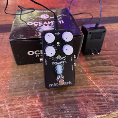Electro-Harmonix Oceans 11 Reverb | Reverb Electro-Harmonix Oceans 11 Reverb | Reverb