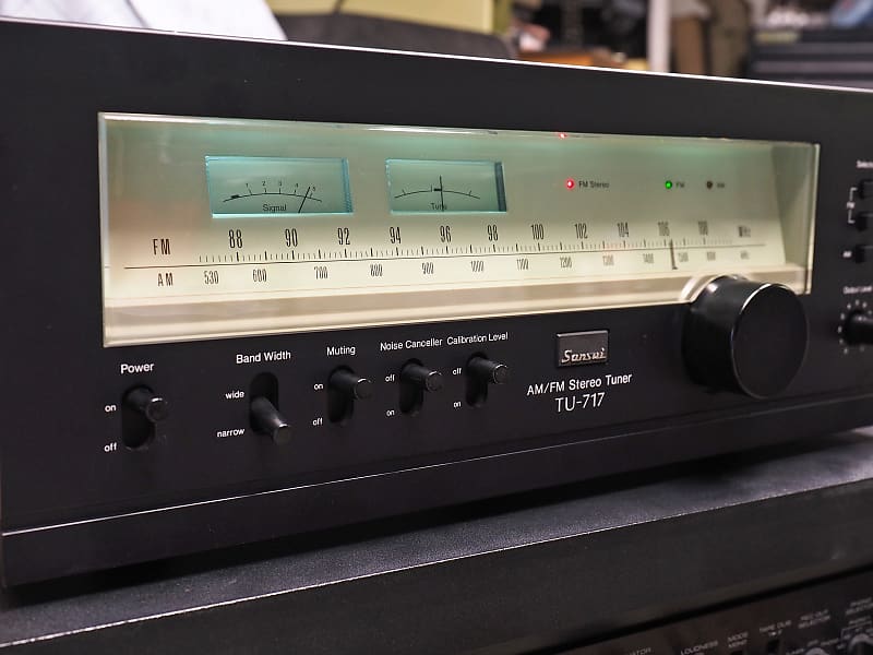 Sansui TU-717 restored  			