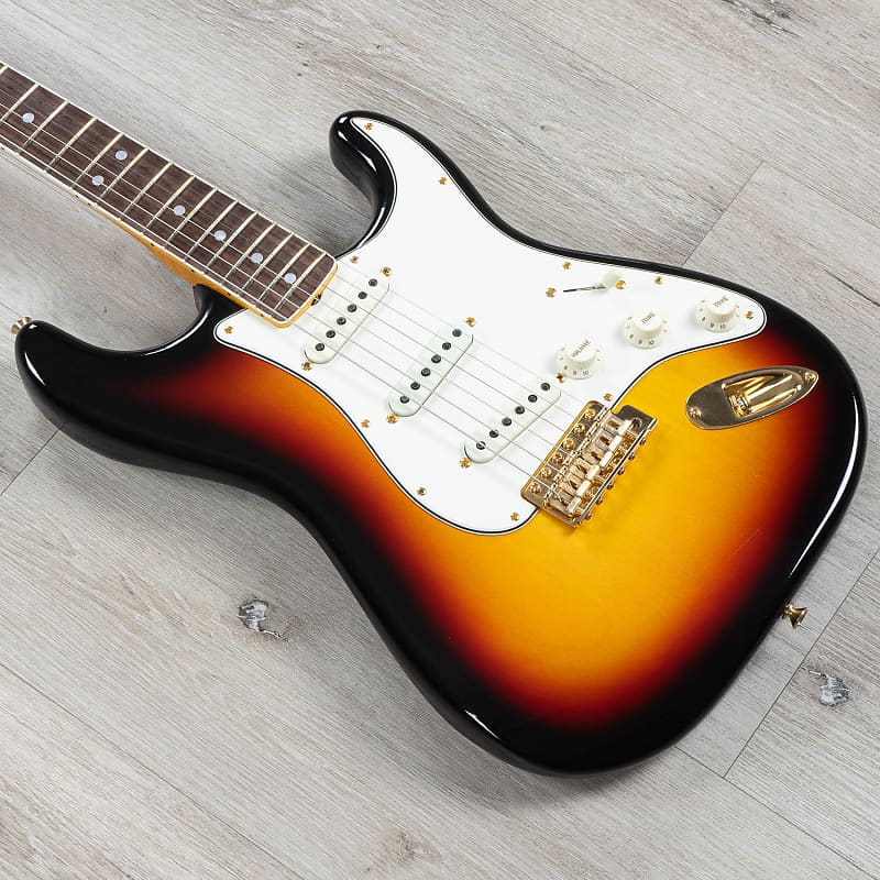 Mint Fender Custom Shop LTD 1965 Stratocaster Closet Classic Guitar, 3-Tone Sunburst image 1
