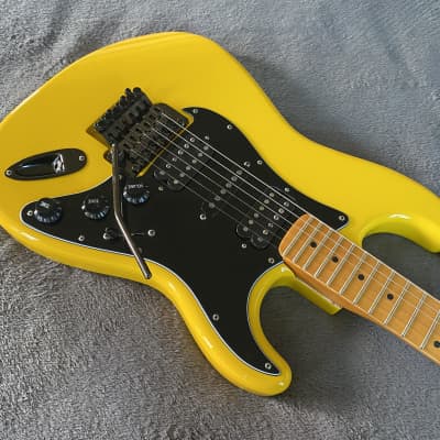 2023 Del Mar Lutherie Surfcaster Strat Floyd Rose Graffiti Yellow - Made in USA image 3