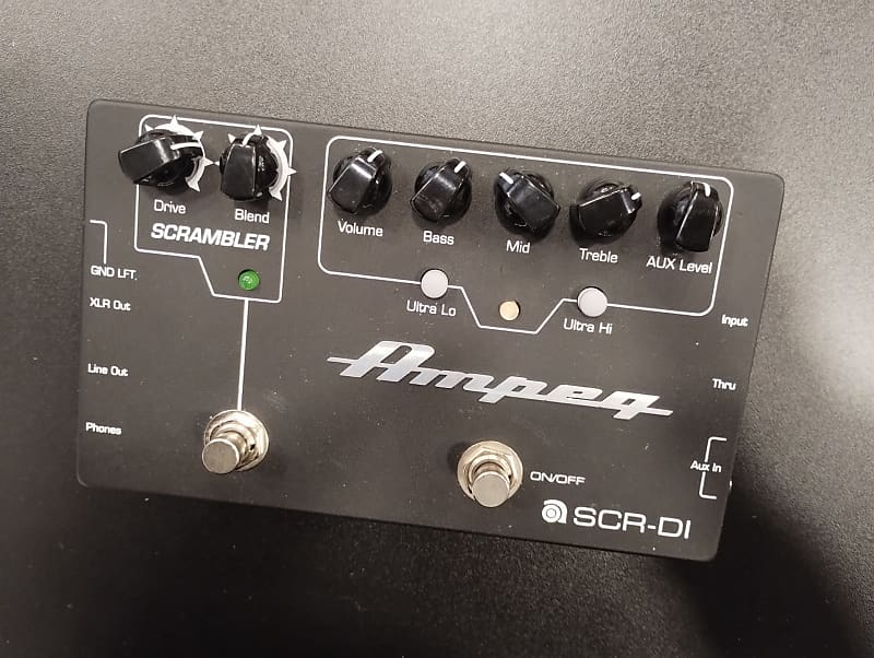 Ampeg SCR-DI