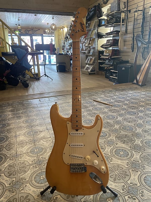 Heerby SE-700 Stratocaster 春日楽器 KASUGA Heerby SE-700 Stratocaster 春日楽器 KASUGA Heerby SE-700