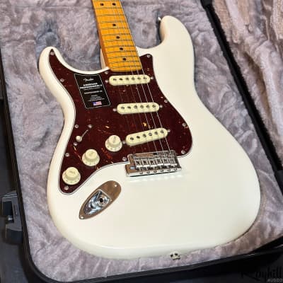 Fender American Professional II Stratocaster Left-Hand USA Electric Guitar White image 6