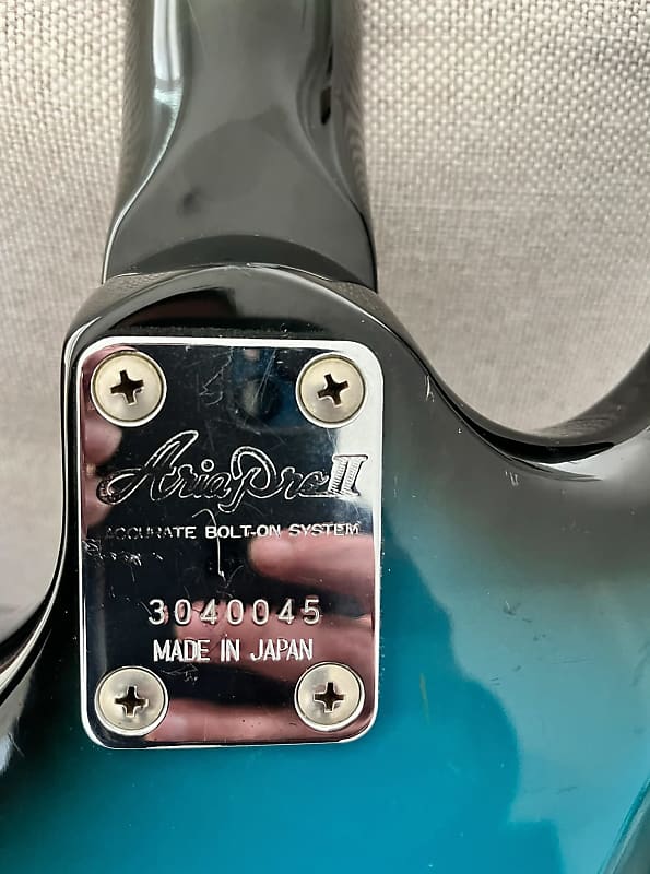 Aria Pro II Inazuma-V 1983 - Blue-Blackburst Vintage EMG