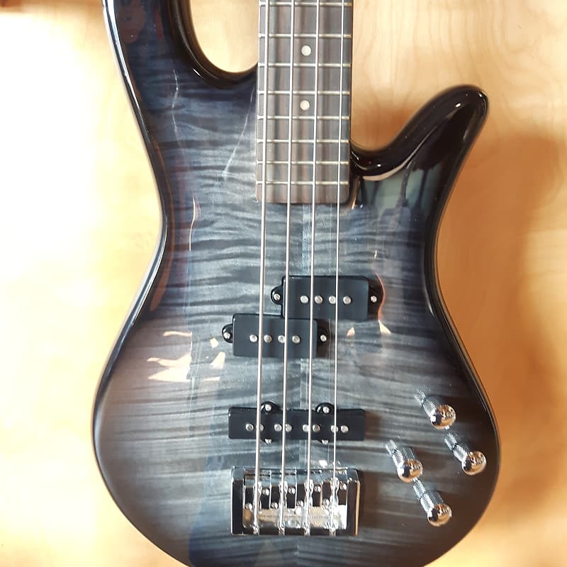 Spector Legend 4 Standard Reverb Canada