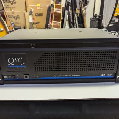 Peavey PV2000 Professional Stereo Power Amplifier - 2000