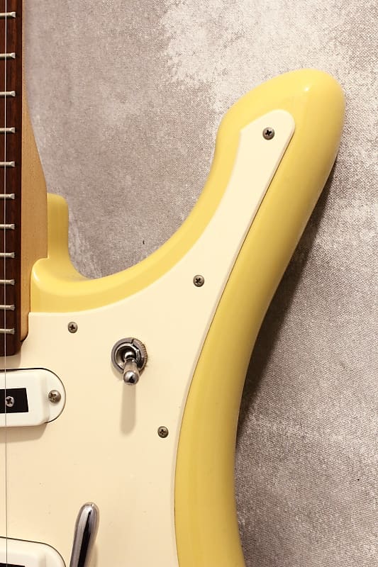 Yamaha SGV300 Flying Samurai Banana Yellow 2000 | Reverb